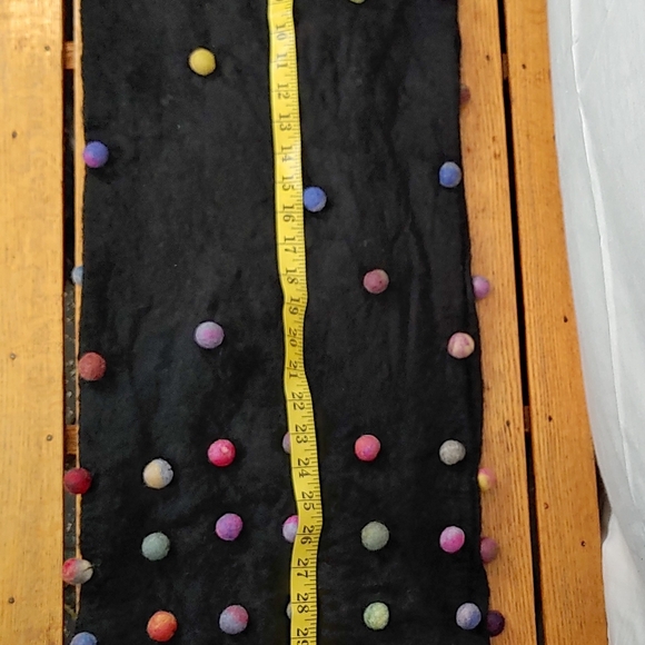 Sugar Dot Wool & Silk Black with Multicolored Wool Balls Scarf Handmade NWT - Picture 11 of 11